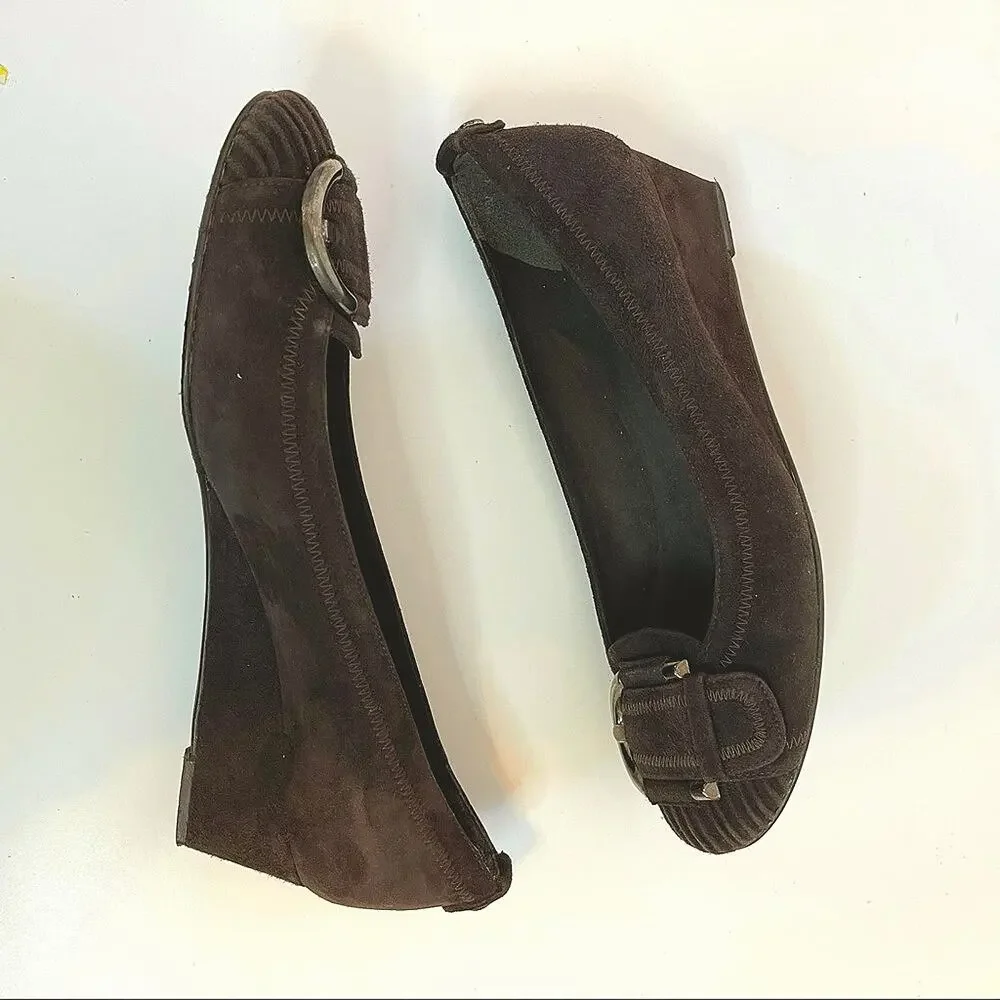 Stuart Weitzman Brown Suede Leather Buckle Wedge Shoes Women's Round Toe Size 6 - Picture 6 of 9
